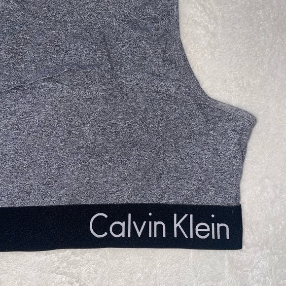 Vintage Calvin Klein Cutout Sports Bra High Neck - Picture 2 of 7